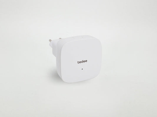 Tedee Bridge – British Plug (Type G) Wi-Fi Adapter for Remote Smart Lock Access